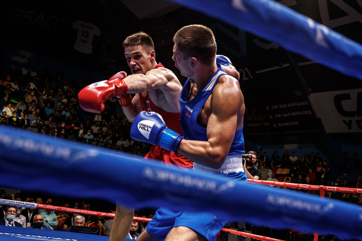 Завершился Чемпионат России по боксу среди мужчин 2021 в Кемерово